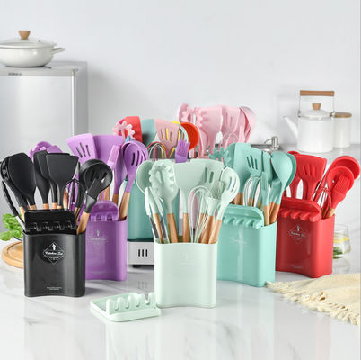 Kitchen Silicone Spatula Set With Wooden Handle Shovel Spoon Food Holder Egg Beater Kitchen Tool Set